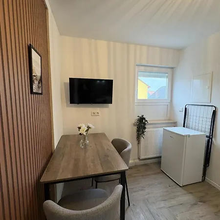 Modern 2 For Fitters With Parking Space In Appartement *