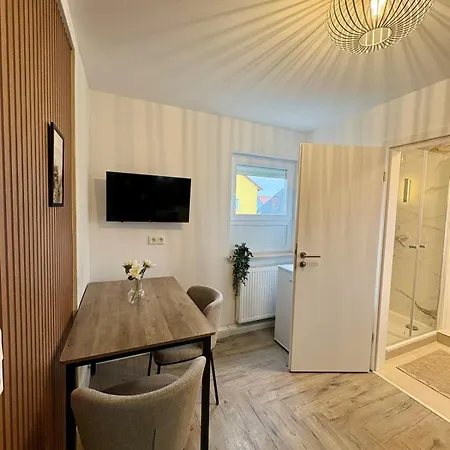 Appartement Modern 2 For Fitters With Parking Space In